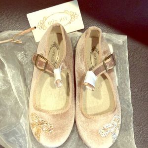 New - Joyfolie Velvet Mary Jane T11